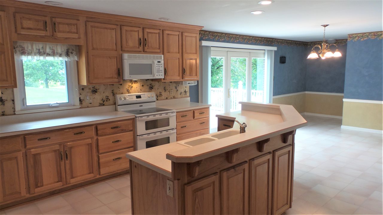 304 Eastside Park Road Washington, IN 47501 - Photo 5 of 27 Gallery Image 5