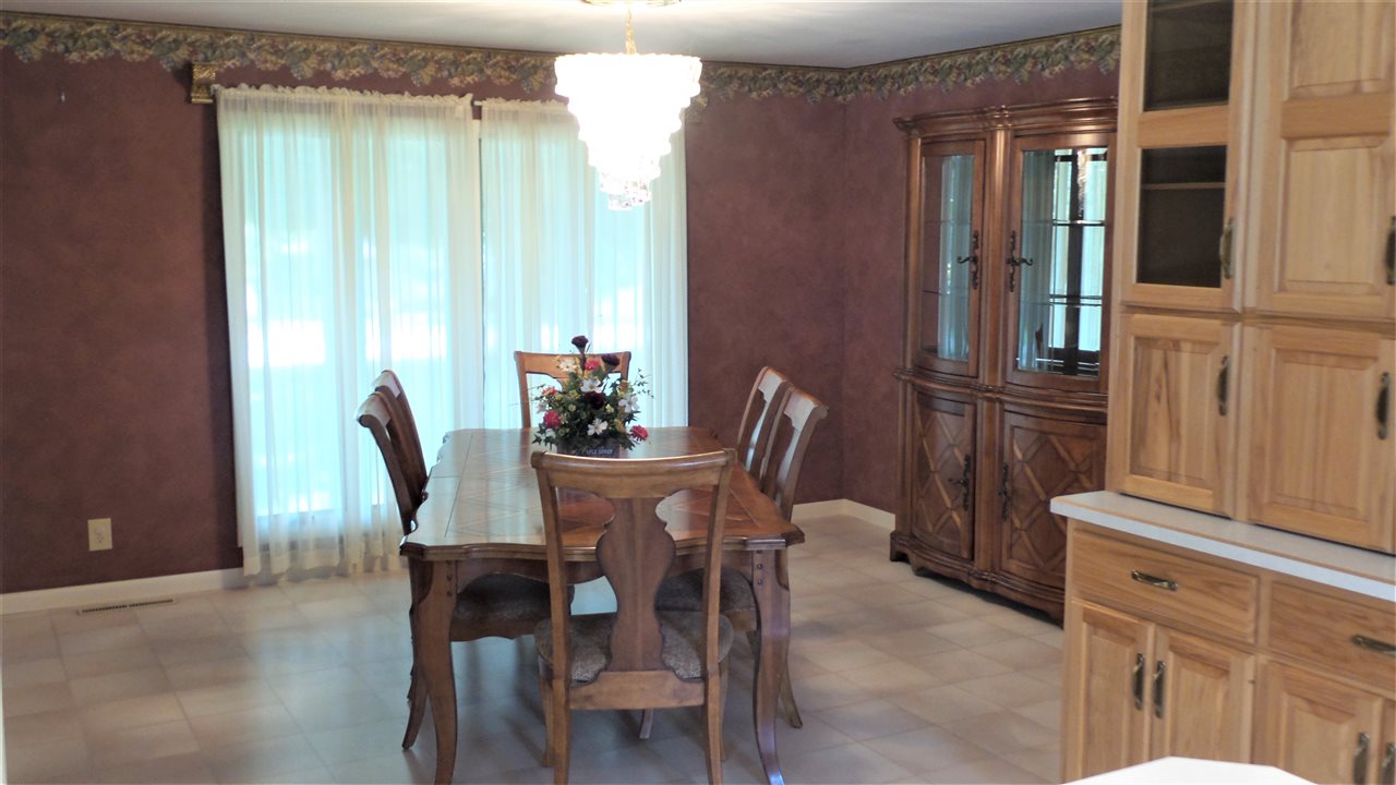 304 Eastside Park Road Washington, IN 47501 - Photo 7 of 27 Gallery Image 7