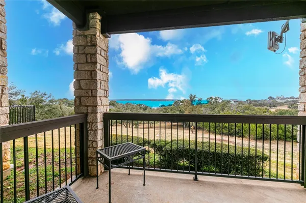 $269,900 | 26035 Heartwood Drive, Unit 415, Whitney, TX 76692