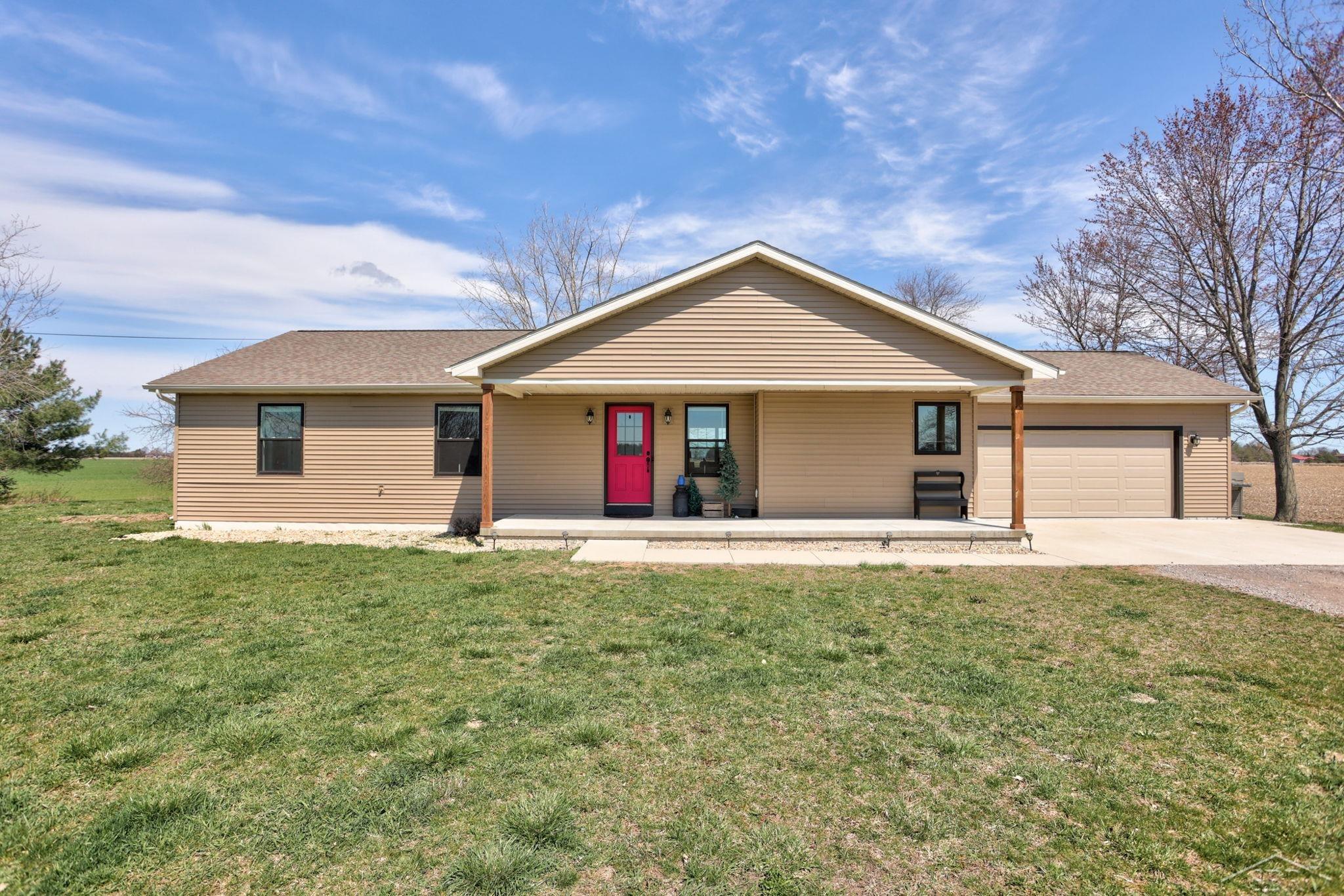 4315 East Laporte Road Freeland, MI 48623 - Photo 4 of 39 50172399-8e5e350d-fc07-43a6-9cd2-cd764c0ed9ce.JPG