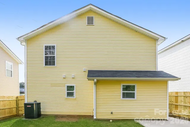 $1,800 | 5617 Joshua Lane, Charlotte, NC 28217