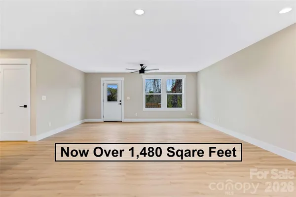 $399,900 | 662 Beehive Road, Hendersonville, NC 28792