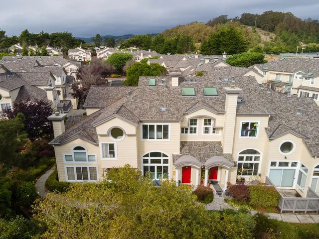 $959,000 | 43 Erin Lane, Half Moon Bay, CA 94019