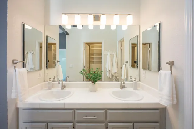 $959,000 | 43 Erin Lane, Half Moon Bay, CA 94019