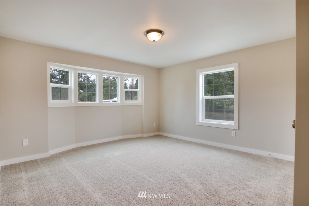 33114 Locke Road Roy, WA 98580 - Photo 13 of 25 Gallery Image 13