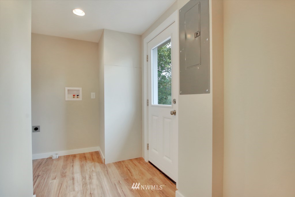 33114 Locke Road Roy, WA 98580 - Photo 19 of 25 Gallery Image 19