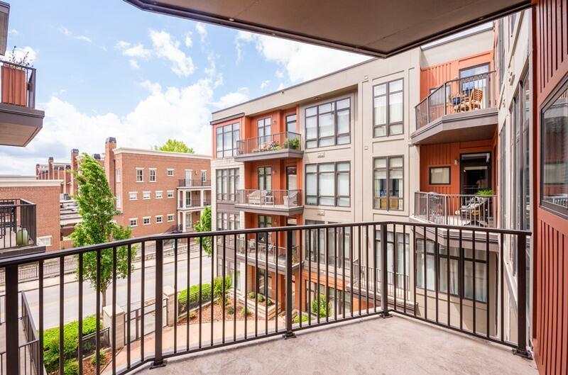 129 Walnut Street, Unit 219 Chattanooga, TN 37403 - Photo 15 of 66 BALCONY