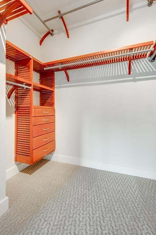 129 Walnut Street, Unit 219 Chattanooga, TN 37403 - Photo 27 of 66 WOOD CUSTOM