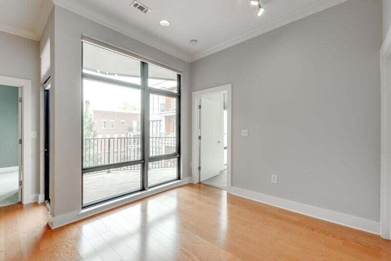 129 Walnut Street, Unit 219 Chattanooga, TN 37403 - Photo 31 of 66 DINING