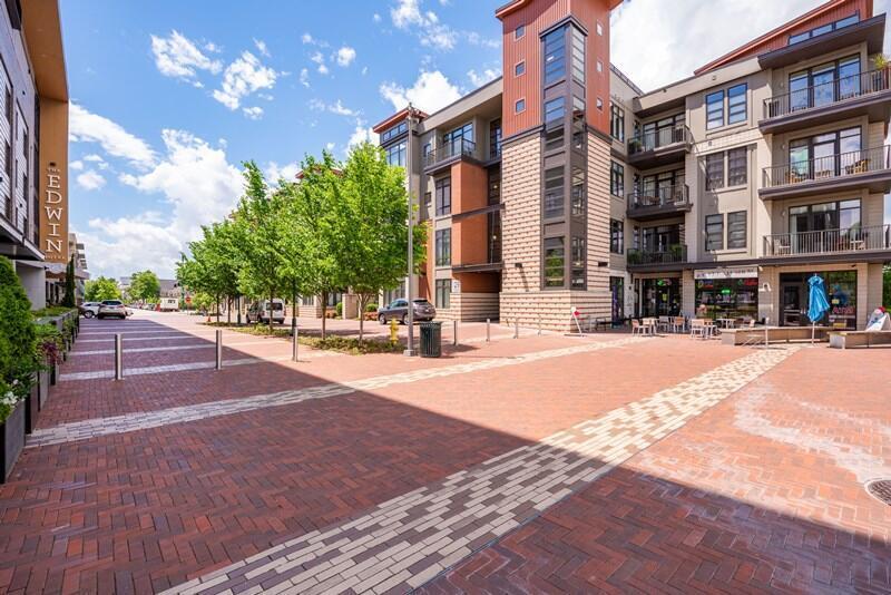 129 Walnut Street, Unit 219 Chattanooga, TN 37403 - Photo 53 of 66 STREET
