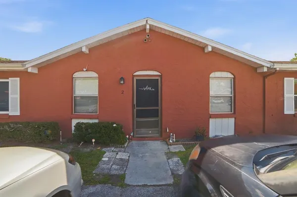$1,500 | 2 East Las Palmas Way, Kissimmee, FL 34743