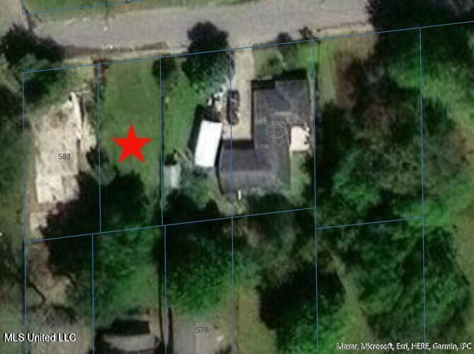 532 Jefferson Street Biloxi, MS 39530 - Photo 3 of 6 20250107164126796013000000-o