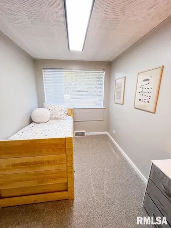 $199,000 | 107 West Ann Street, Roanoke, IL 61561