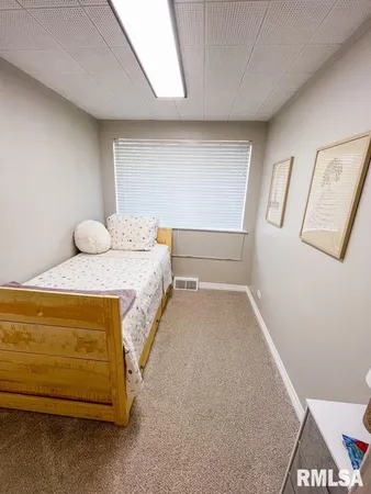 $199,000 | 107 West Ann Street, Roanoke, IL 61561