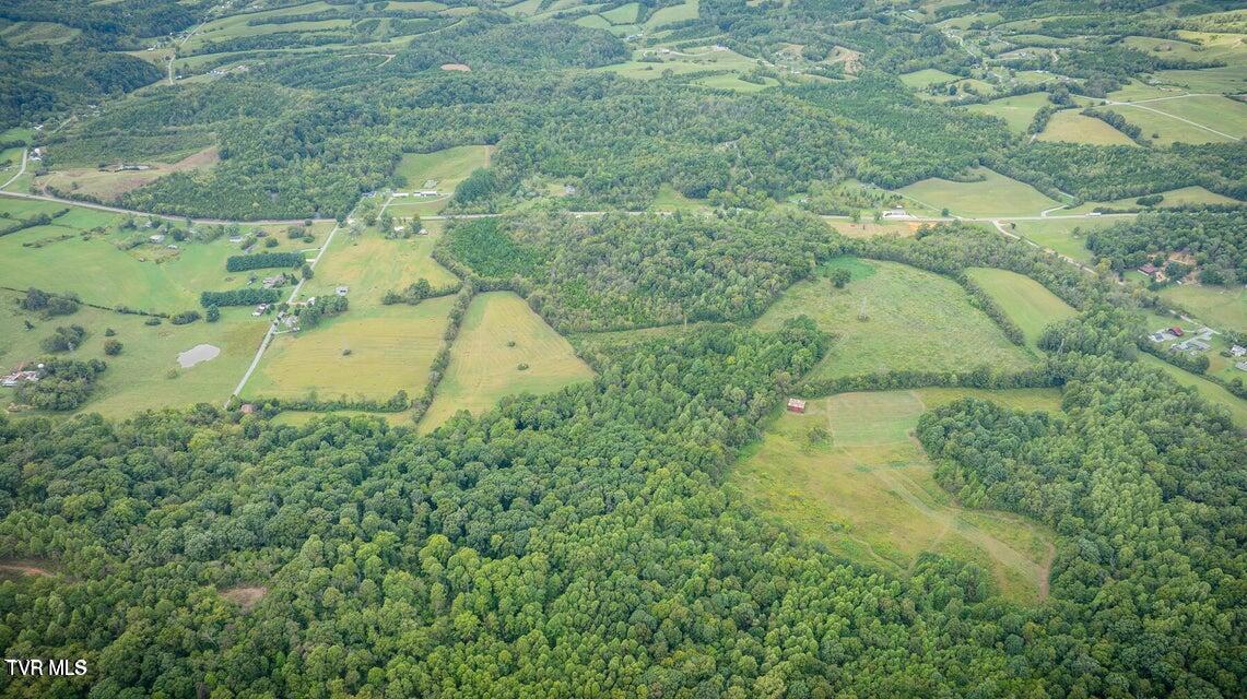 6200 Baileyton Road Greeneville, TN 37745 - Photo 4 of 11 Weems11