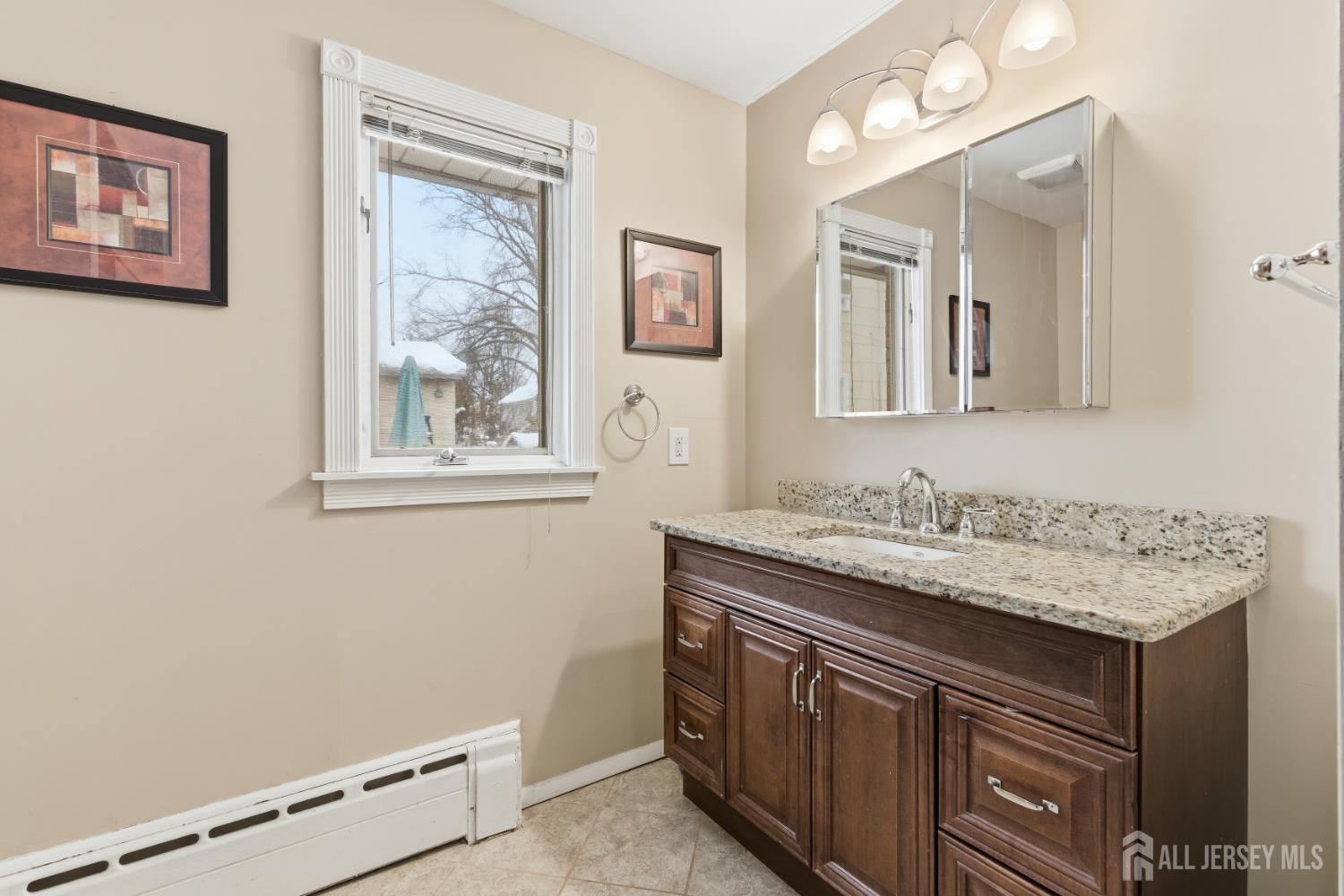 419 Dunellen Avenue Dunellen, NJ 08812 - Photo 24 of 38