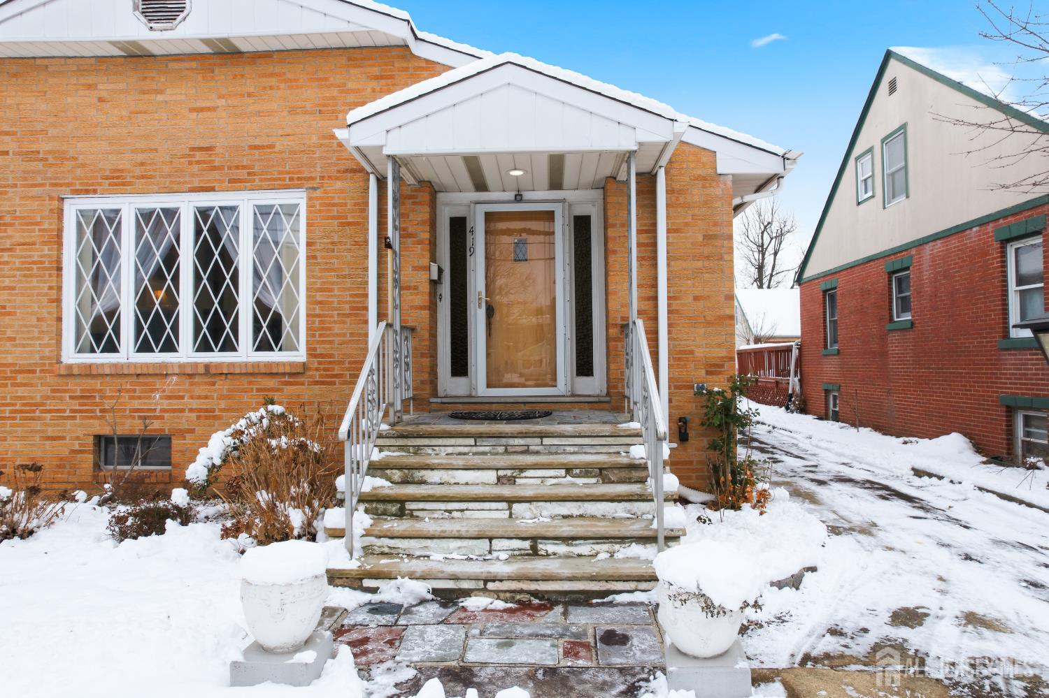 419 Dunellen Avenue Dunellen, NJ 08812 - Photo 3 of 38