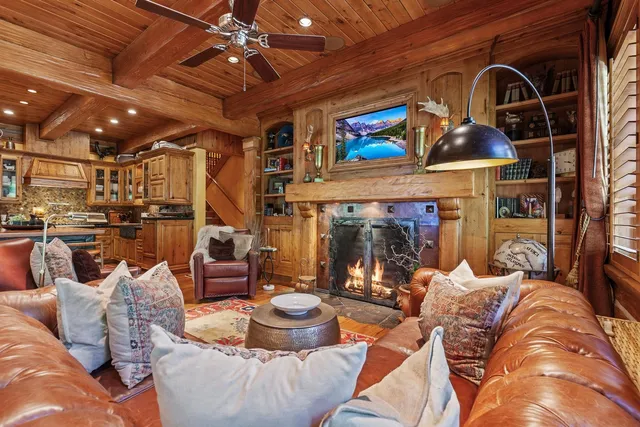 $6,985,000 | 10351 North Gibson Road, Hayden, ID 83835