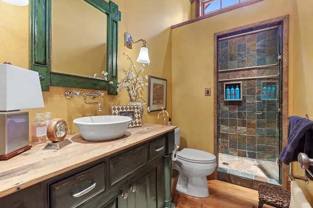 $6,985,000 | 10351 North Gibson Road, Hayden, ID 83835