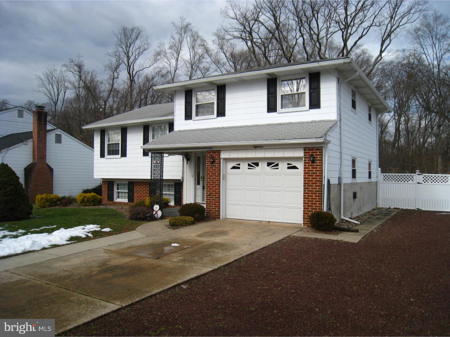 18 Saratoga Road Stratford, NJ 08084 - Photo 1 of 22