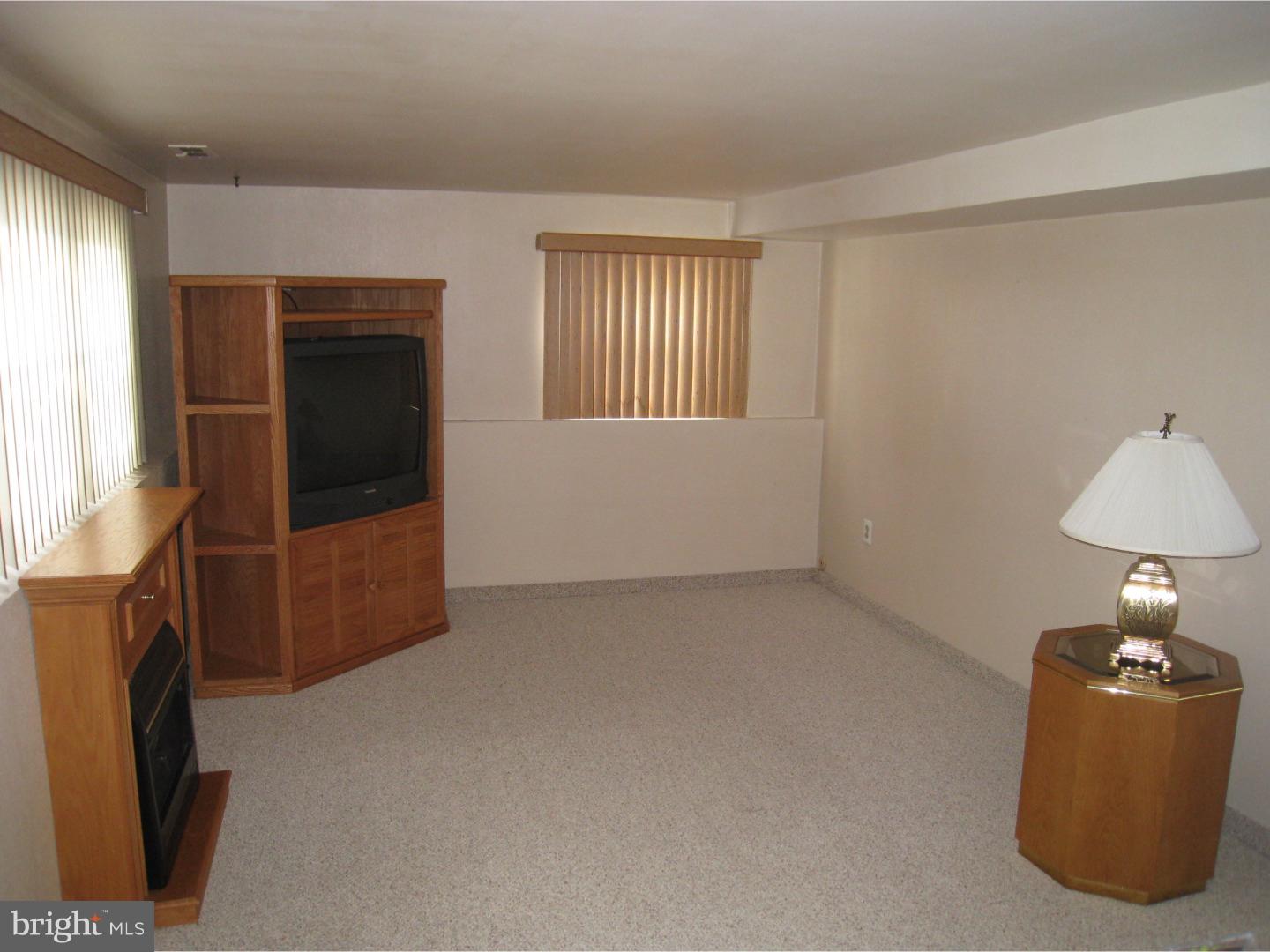 18 Saratoga Road Stratford, NJ 08084 - Photo 8 of 22