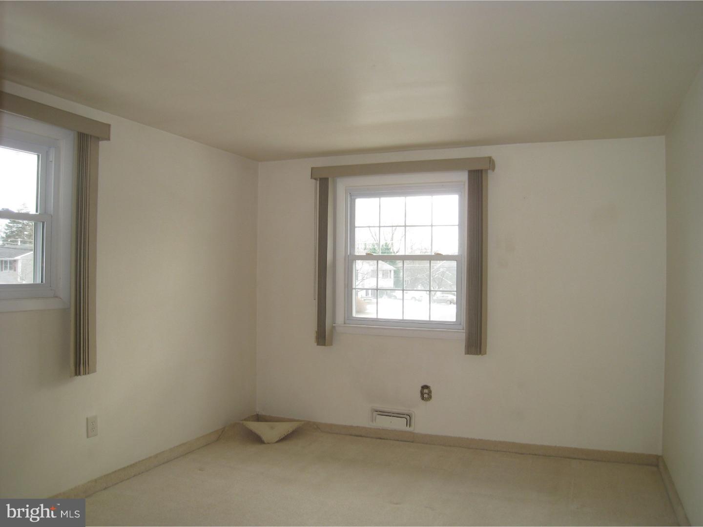 18 Saratoga Road Stratford, NJ 08084 - Photo 10 of 22