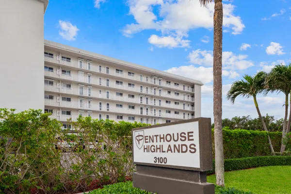 $3,200 | 3100 South Ocean Boulevard, Unit 116, Highland Beach, FL 33487