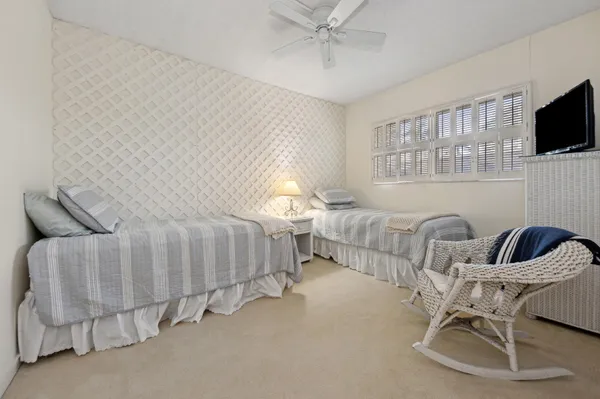 $3,200 | 3100 South Ocean Boulevard, Unit 116, Highland Beach, FL 33487
