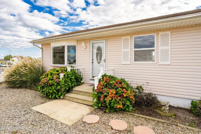 $539,900 | 1006 Painter Point, Lanoka Harbor, NJ 08734