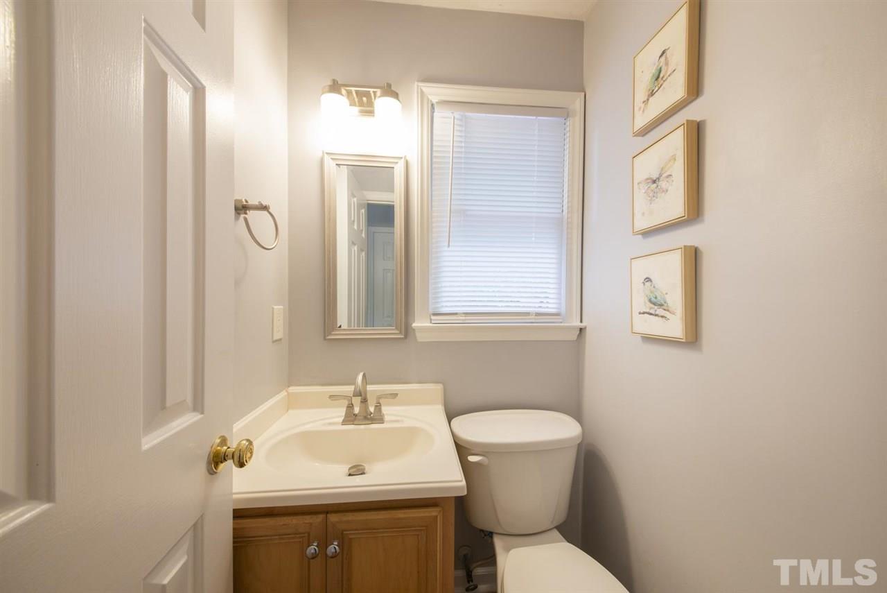 4629 Draper Road Raleigh, NC 27616 - Photo 13 of 29