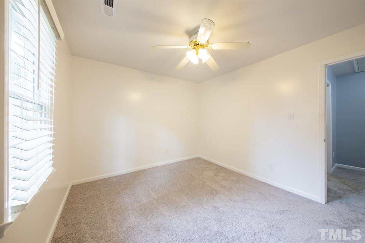 4629 Draper Road Raleigh, NC 27616 - Photo 19 of 29