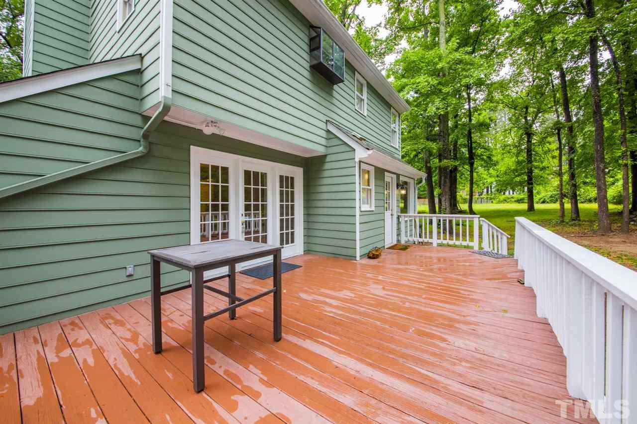 4629 Draper Road Raleigh, NC 27616 - Photo 4 of 29