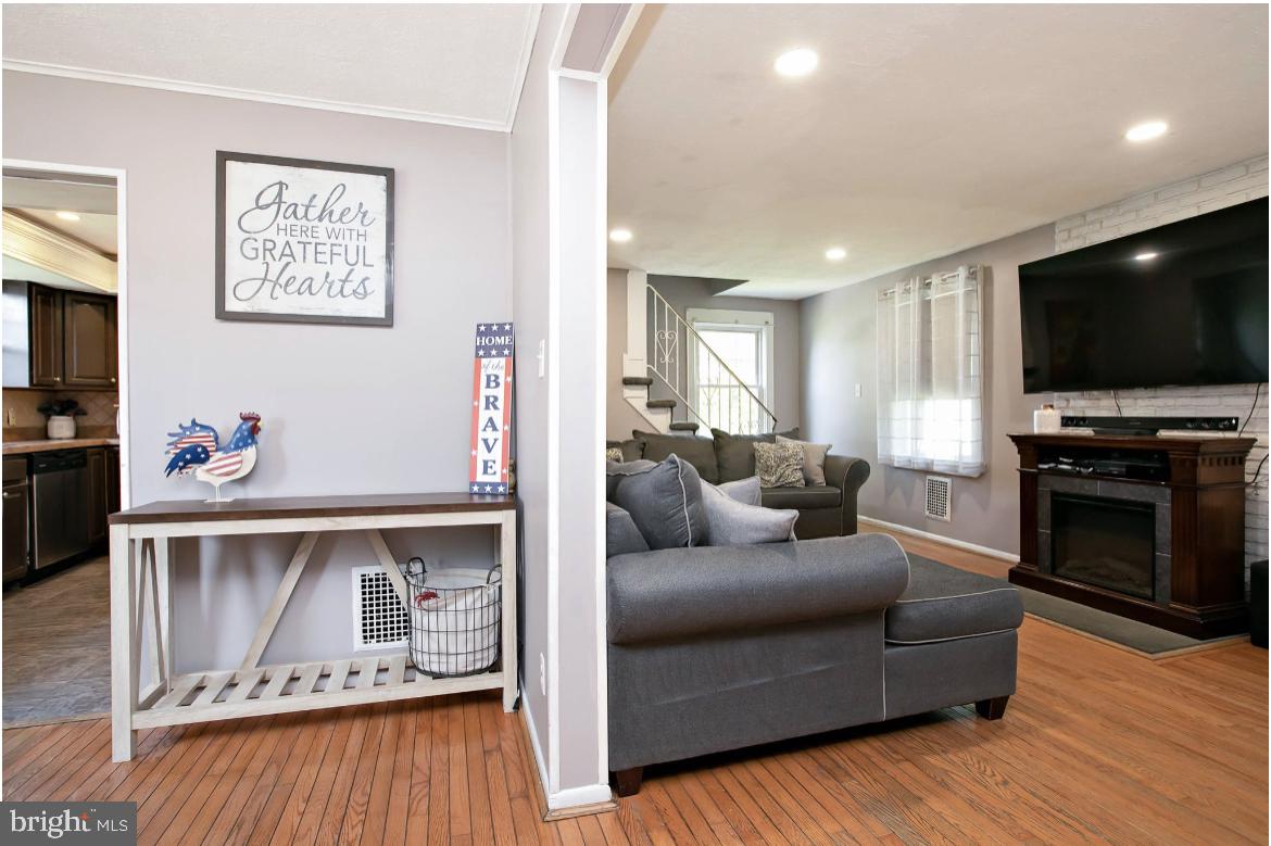131 Oxford Road Cinnaminson, NJ 08077 - Photo 11 of 25 Gallery Image 11
