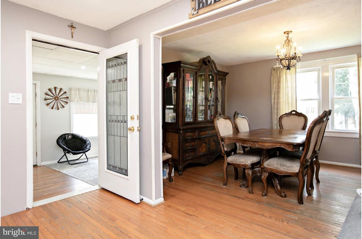 131 Oxford Road Cinnaminson, NJ 08077 - Photo 12 of 25 Gallery Image 12
