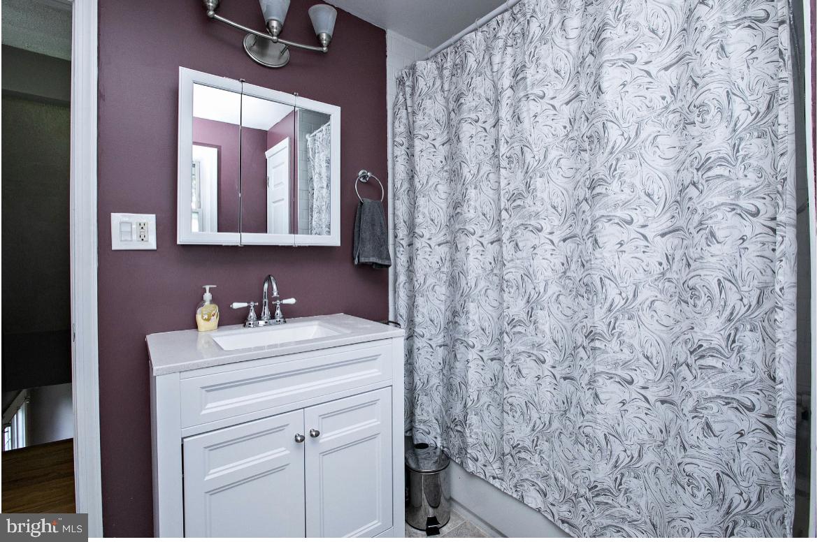 131 Oxford Road Cinnaminson, NJ 08077 - Photo 21 of 25 Gallery Image 21