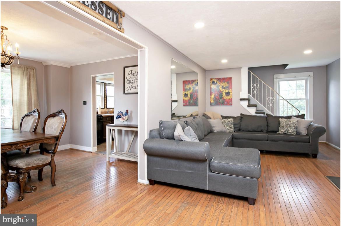 131 Oxford Road Cinnaminson, NJ 08077 - Photo 7 of 25 Gallery Image 7
