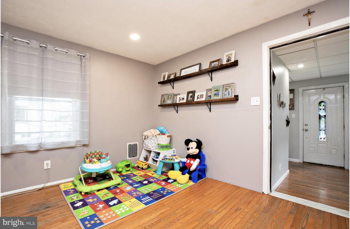 131 Oxford Road Cinnaminson, NJ 08077 - Photo 10 of 25 Gallery Image 10