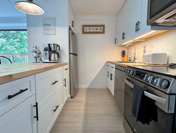 $775,000 | 1307 Notchbrook Road, Unit 11 ABC, Stowe, VT 05672