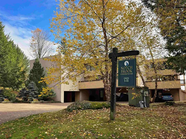 $795,000 | 1307 Notchbrook Road, Unit 11 ABC, Stowe, VT 05672