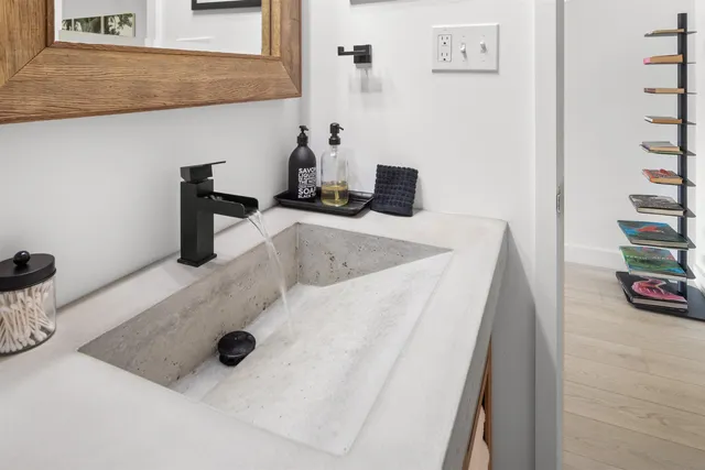 $795,000 | 1307 Notchbrook Road, Unit 11 ABC, Stowe, VT 05672