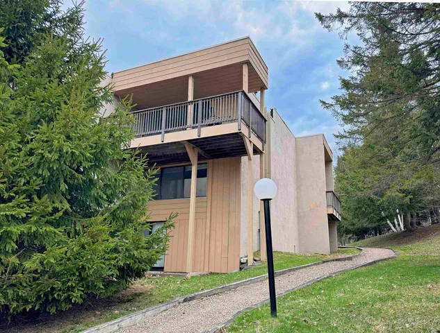 $795,000 | 1307 Notchbrook Road, Unit 11 ABC, Stowe, VT 05672