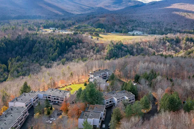 $795,000 | 1307 Notchbrook Road, Unit 11 ABC, Stowe, VT 05672