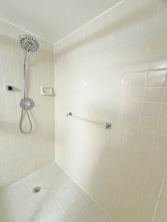 $1,800 | 7281 Amberly Lane, Unit 206, Delray Beach, FL 33446