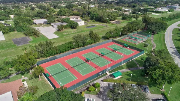 $1,800 | 7281 Amberly Lane, Unit 206, Delray Beach, FL 33446