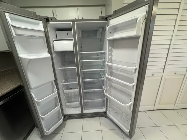 $1,800 | 7281 Amberly Lane, Unit 206, Delray Beach, FL 33446