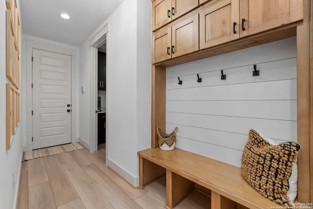 $699,000 | 103 Jacob Roberts, Blanco, TX 78606