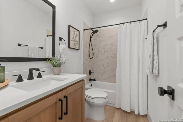 $699,000 | 103 Jacob Roberts, Blanco, TX 78606