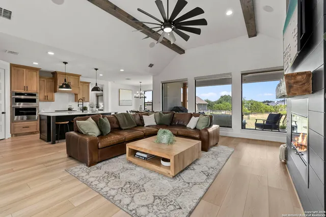 $699,000 | 103 Jacob Roberts, Blanco, TX 78606