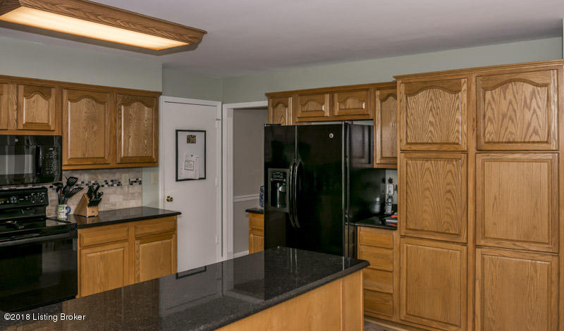 12807 Ridge Lock Court Prospect, KY 40059 - Photo 14 of 47 Kitchen 3