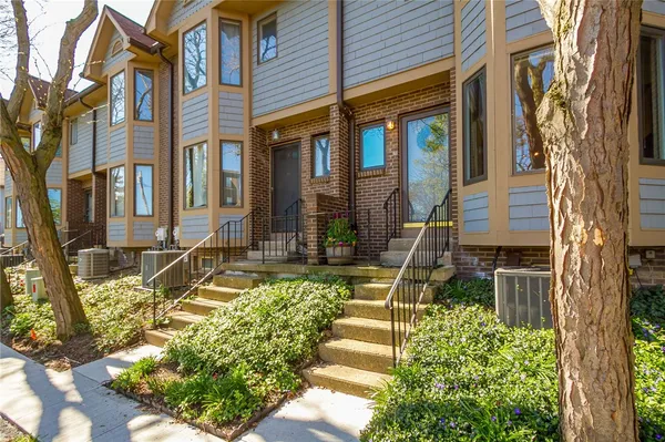 $199,900 | 397 Alexander Street, Unit UN17, Rochester, NY 14607